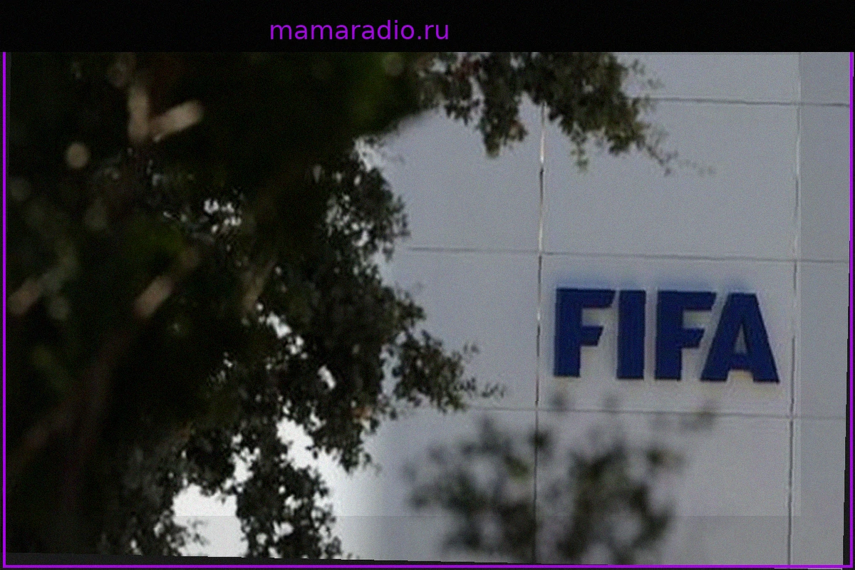 UEFA и Concacaf требуют от ФИФА выплатить "не менее 10 миллионов долларов" 211 федерациям-членам
