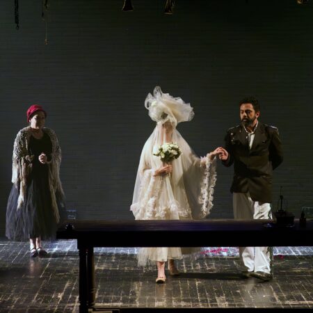 Бразильские артисты представили «Кроткую» Достоевского в Москве