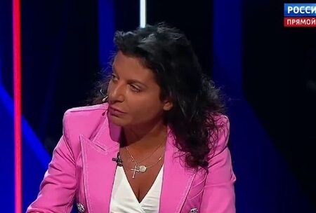 Симоньян: единство общества формирует изучение истории страны, а не рисование