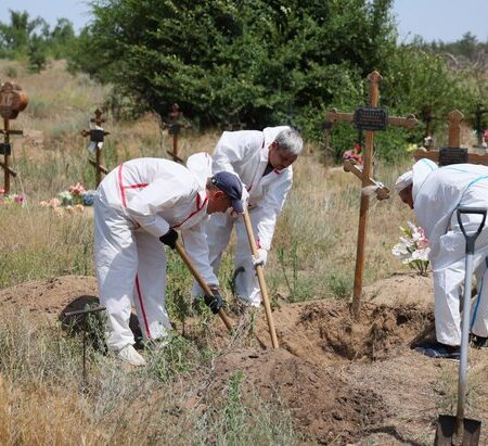 В Северодонецке в массовом захоронении могут оставаться более 500 тел