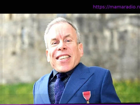 Уорвик Дэвис: Звезда «Гарри Поттера» получил Орден Британской империи