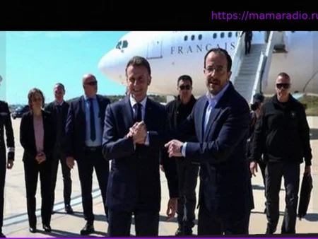 Елисейский дворец: Макрон посетит авианосец «Шарль де Голль» на фоне ситуации на Ближнем Востоке