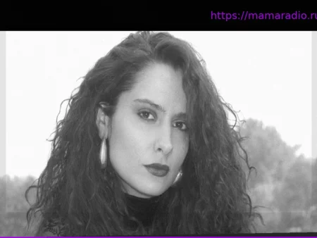 Эволюция имиджа Симоны Томаллы: от природных кудрей до смелого макияжа