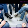 Индивидуальная или групповая терапия: что выбрать?